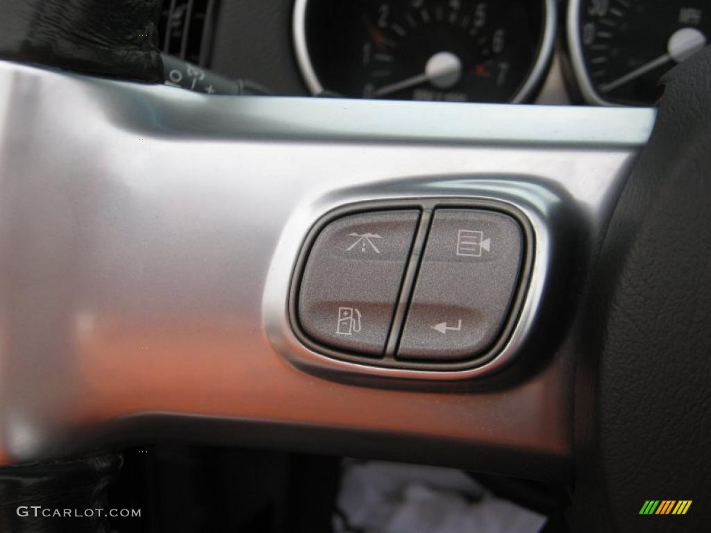 2005 Chevrolet SSR Standard SSR Model Controls Photo #40387429
