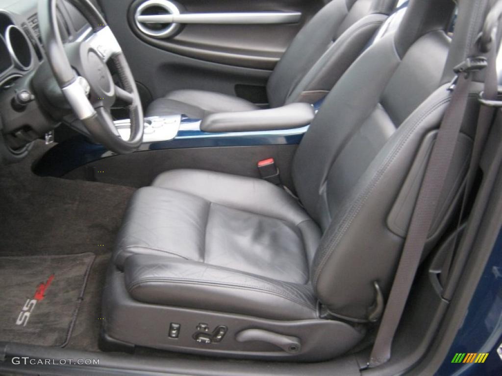 Ebony Black Interior 2005 Chevrolet SSR Standard SSR Model Photo #40387505