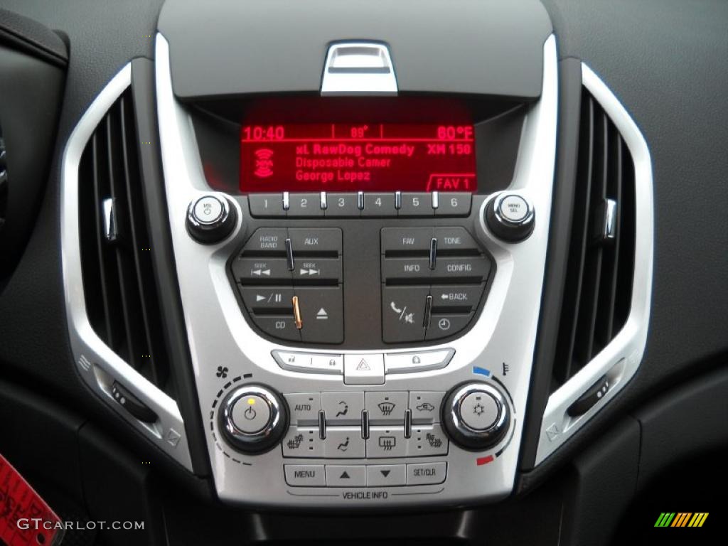 2011 GMC Terrain SLE AWD Controls Photo #40387581