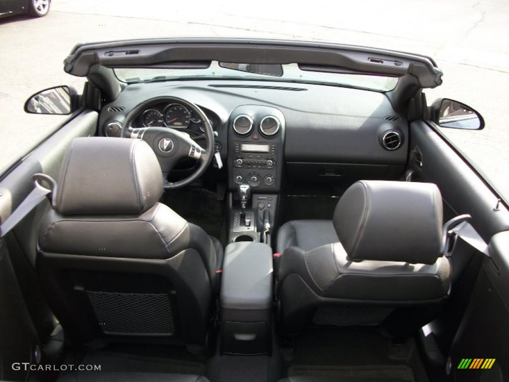 Ebony Interior 2007 Pontiac G6 GT Convertible Photo #40390025