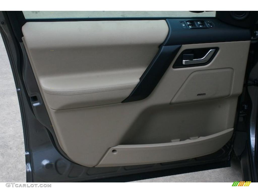 2011 Land Rover LR2 HSE Almond Door Panel Photo #40390833
