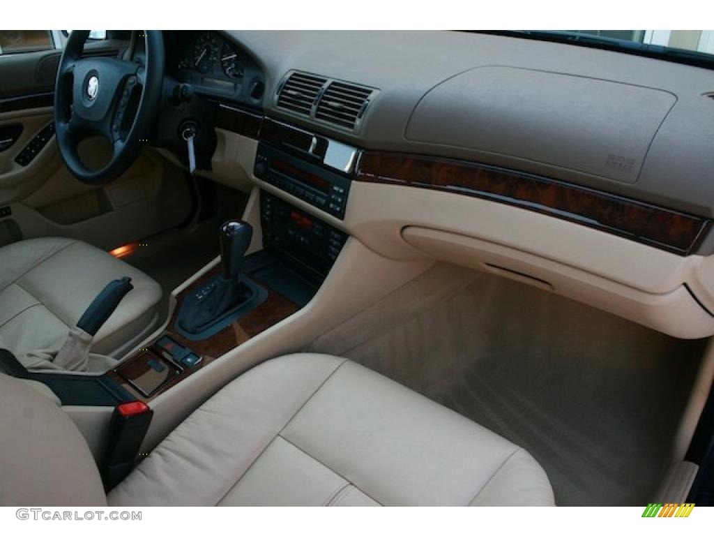 Sand Beige Interior 2003 BMW 5 Series 540i Sedan Photo #40392153