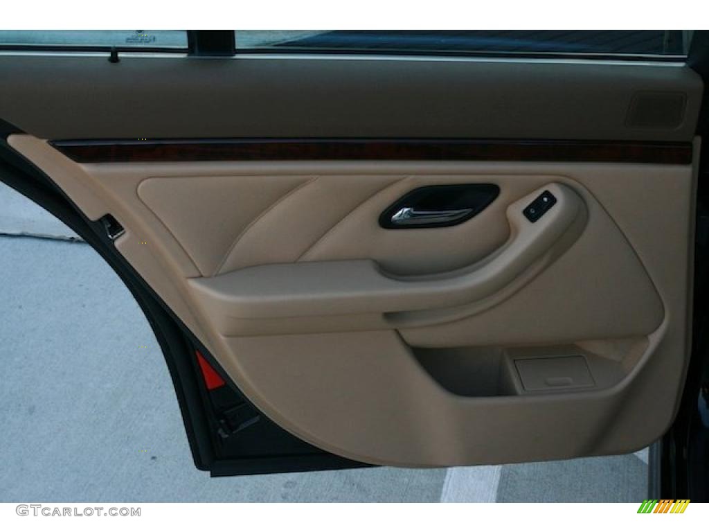 2003 BMW 5 Series 540i Sedan Sand Beige Door Panel Photo #40392225