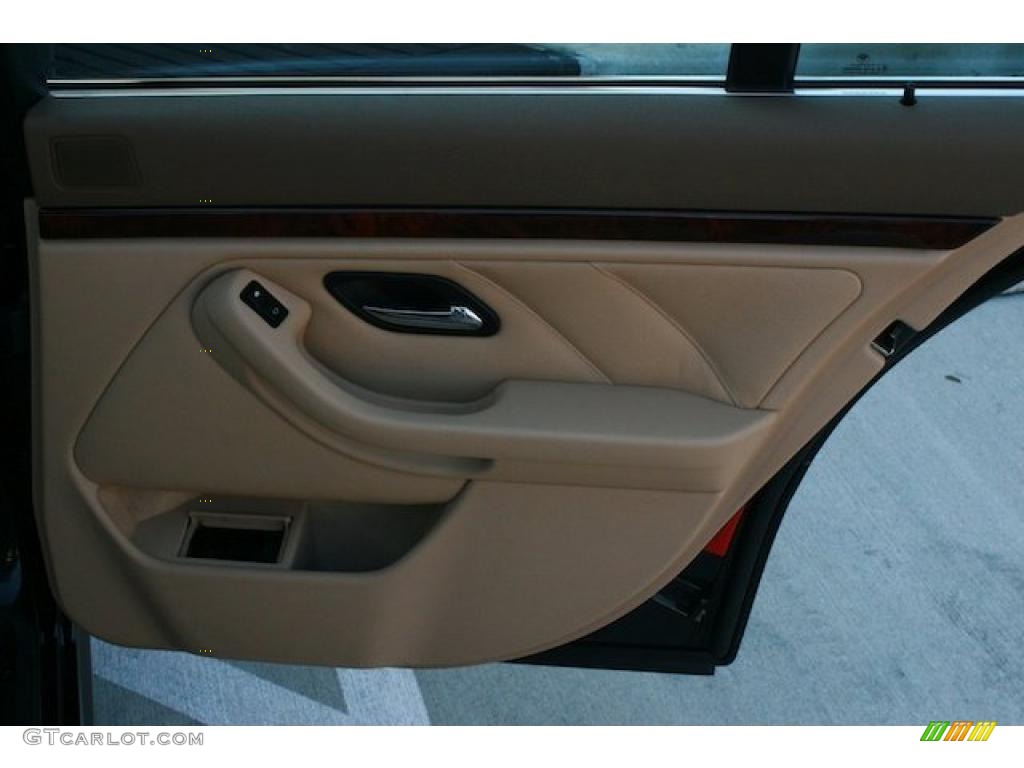 2003 BMW 5 Series 540i Sedan Sand Beige Door Panel Photo #40392237