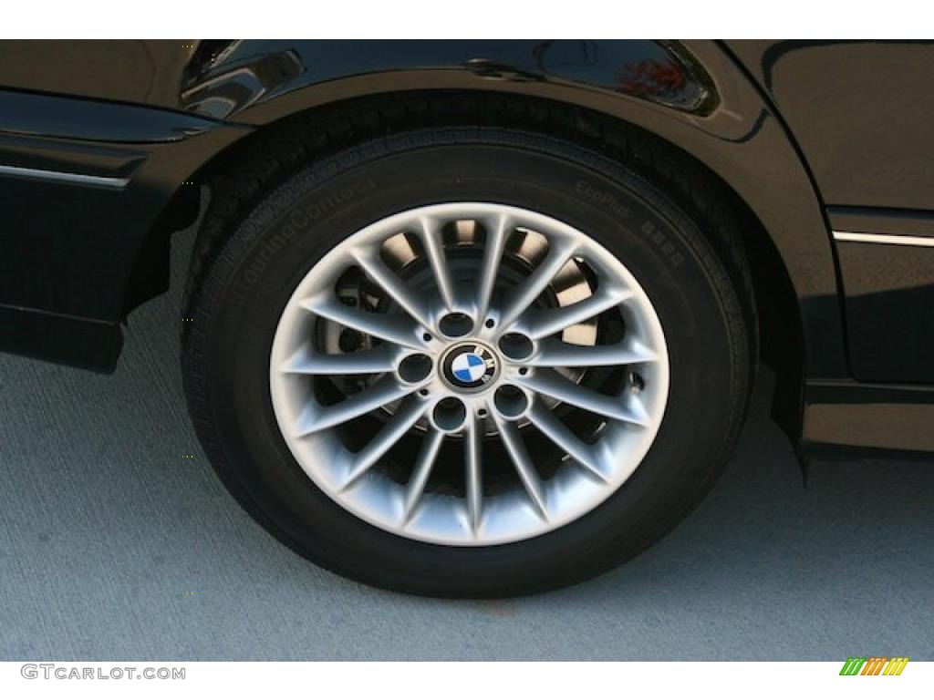 2003 BMW 5 Series 540i Sedan Wheel Photo #40392397