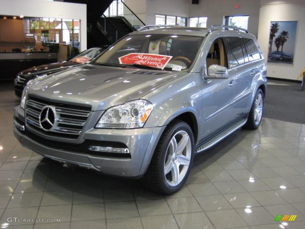 2011 GL 550 4Matic - Palladium Silver Metallic / Cashmere photo #1