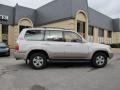 Natural White - Land Cruiser  Photo No. 7