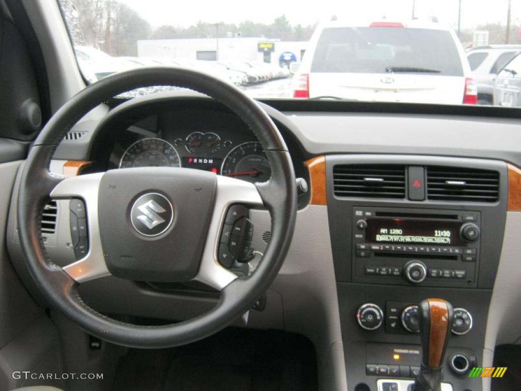 2007 XL7 Limited AWD - Majestic Silver Metallic / Grey photo #4