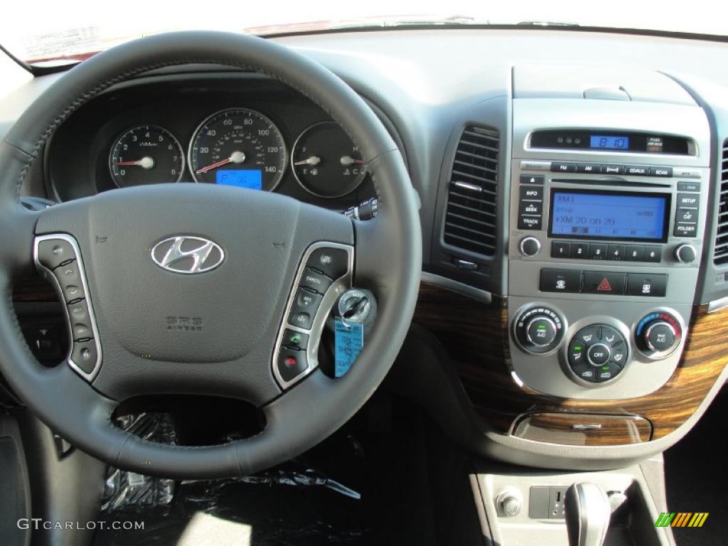 2011 Hyundai Santa Fe SE Controls Photo #40400305