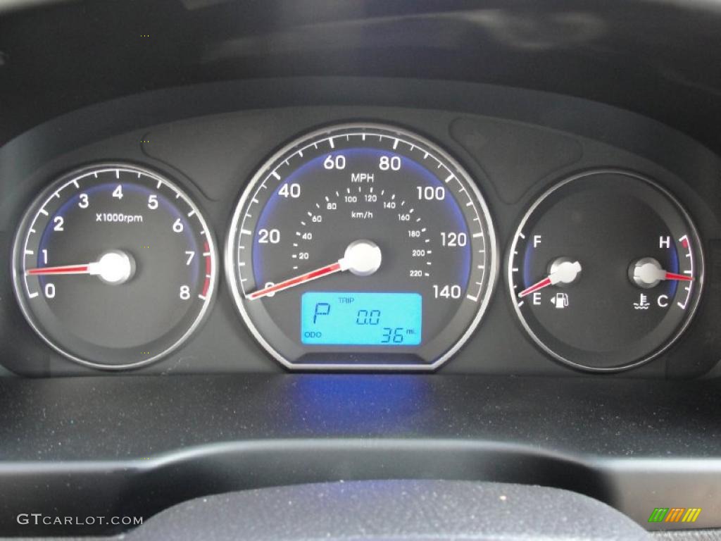 2011 Hyundai Santa Fe Limited Gauges Photo #40401629