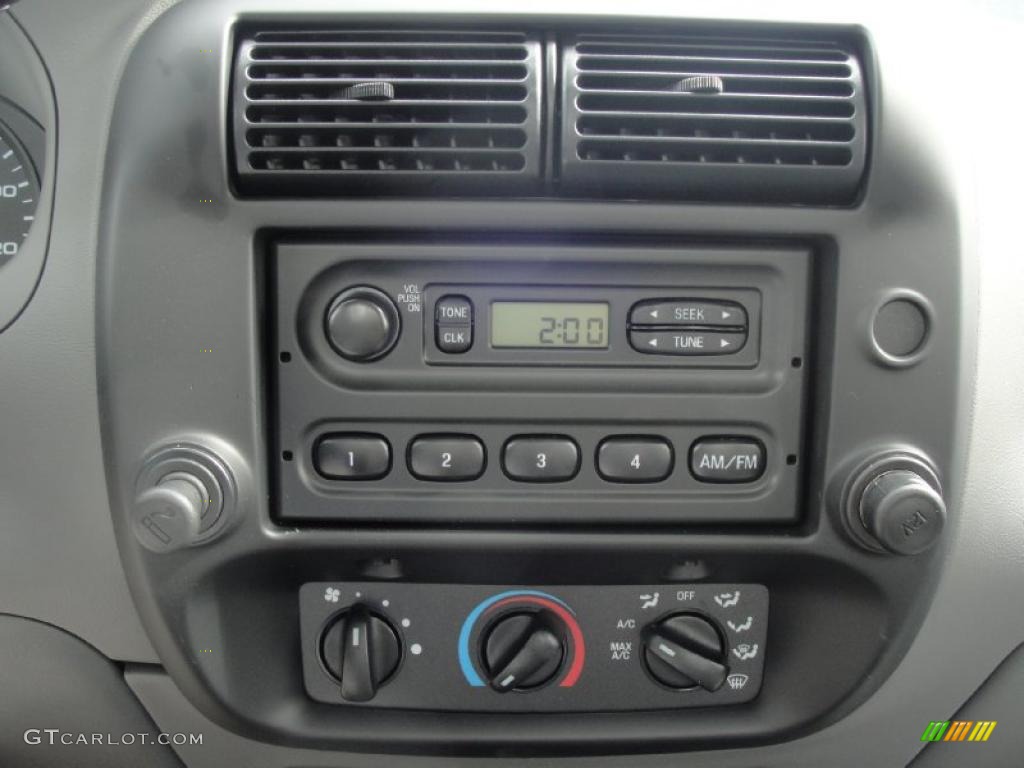2011 Ford Ranger XL Regular Cab Controls Photo #40402325