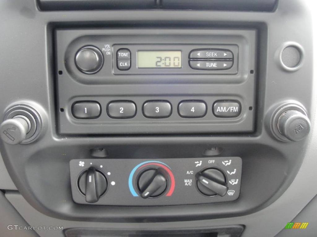 2011 Ford Ranger XL Regular Cab Controls Photo #40402333