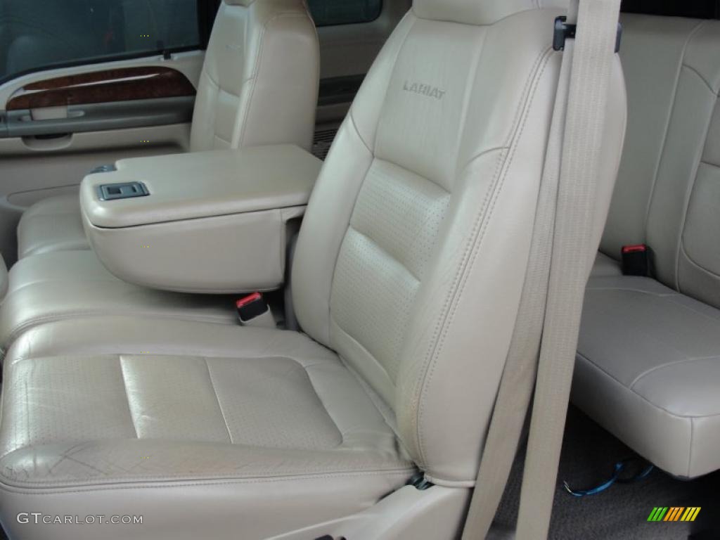 Medium Parchment Interior 2001 Ford F250 Super Duty Lariat SuperCab Photo #40402733