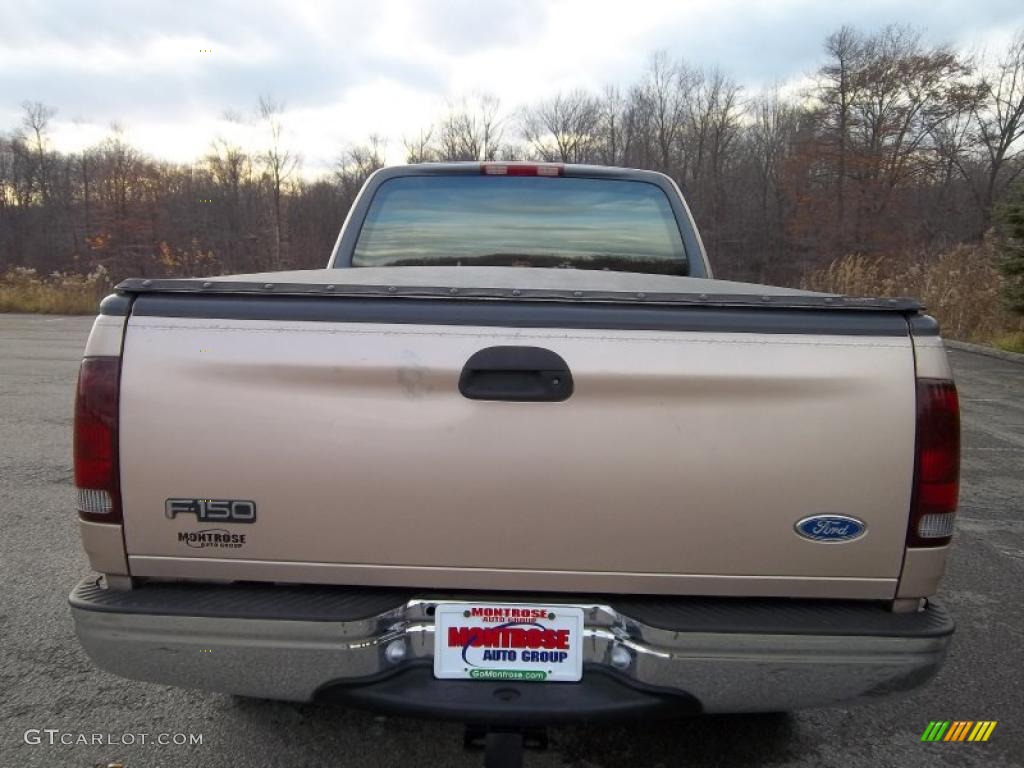 1997 F150 XLT Extended Cab 4x4 - Light Prairie Tan Metallic / Medium Prairie Tan photo #23