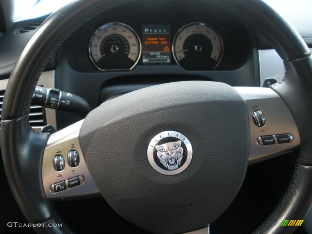 2009 Jaguar XF Luxury Marks and Logos Photo #40406257