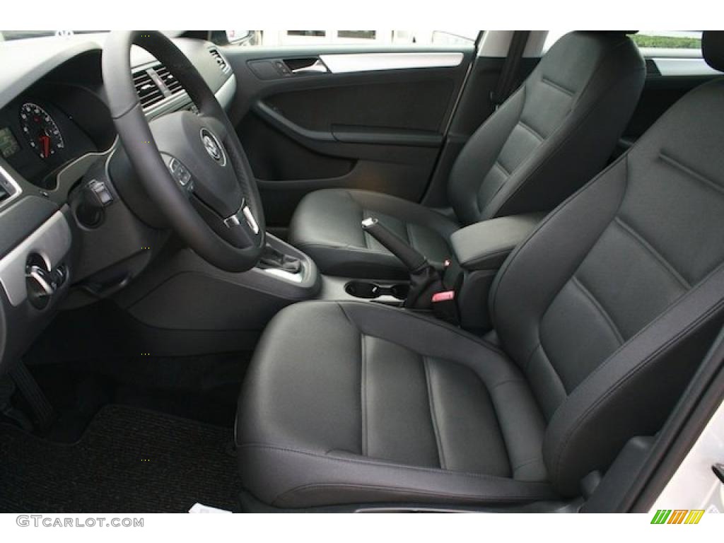 Titan Black Interior 2011 Volkswagen Jetta SEL Sedan Photo #40408017