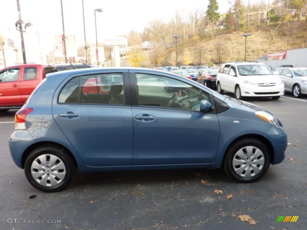 Bayou Blue Pearl 2009 Toyota Yaris 5 Door Liftback Exterior Photo #40408449
