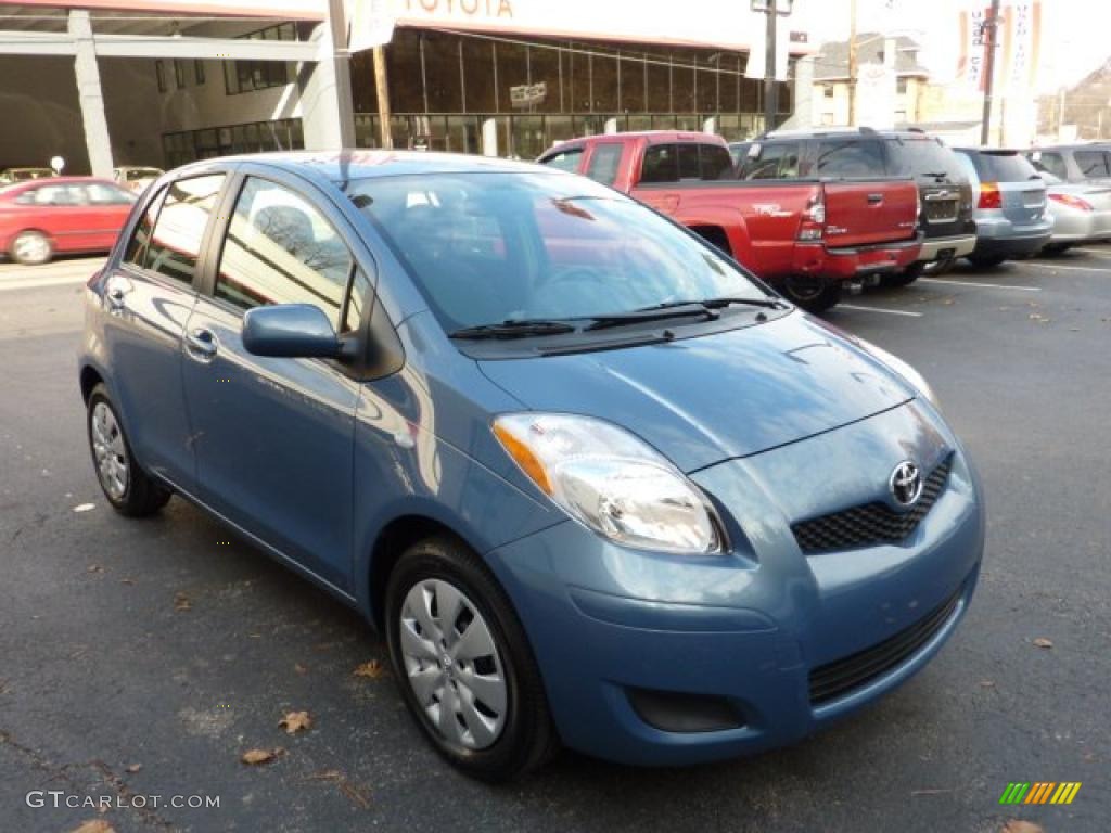 Bayou Blue Pearl 2009 Toyota Yaris 5 Door Liftback Exterior Photo #40408457