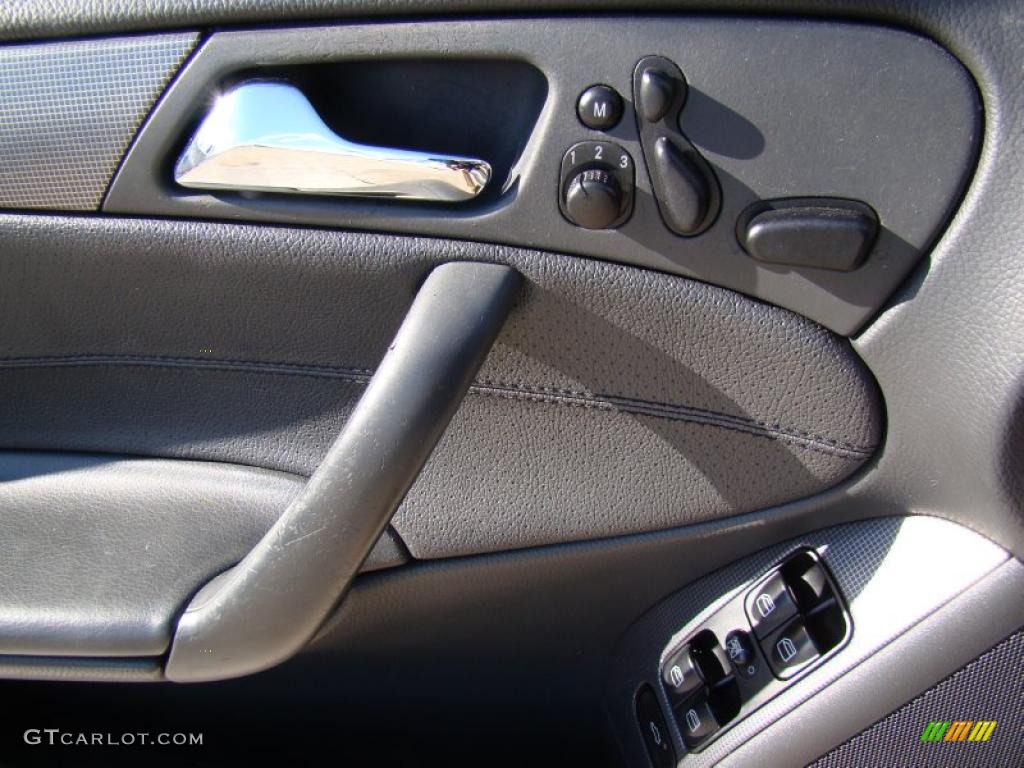 2003 Mercedes-Benz C 320 4Matic Sport Sedan Charcoal Door Panel Photo #40412760