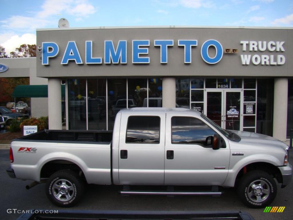 2005 F250 Super Duty Lariat FX4 Crew Cab 4x4 - Silver Metallic / Medium Flint photo #1