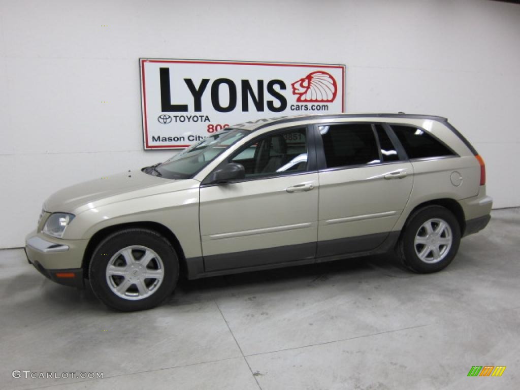 2005 Pacifica Touring AWD - Linen Gold Metallic Pearl / Light Taupe photo #1