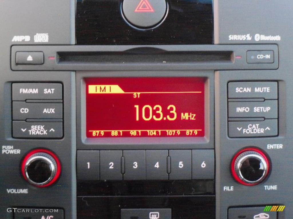 2011 Kia Forte EX Controls Photo #40416004