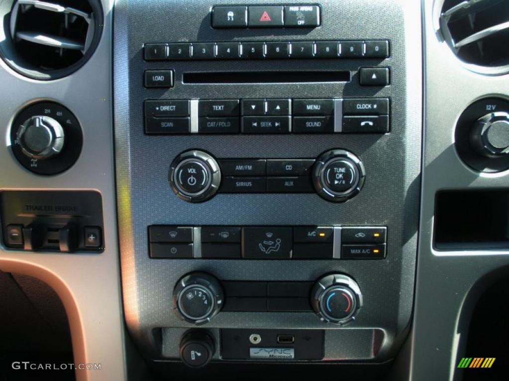 2010 Ford F150 SVT Raptor SuperCab 4x4 Controls Photo #40416476