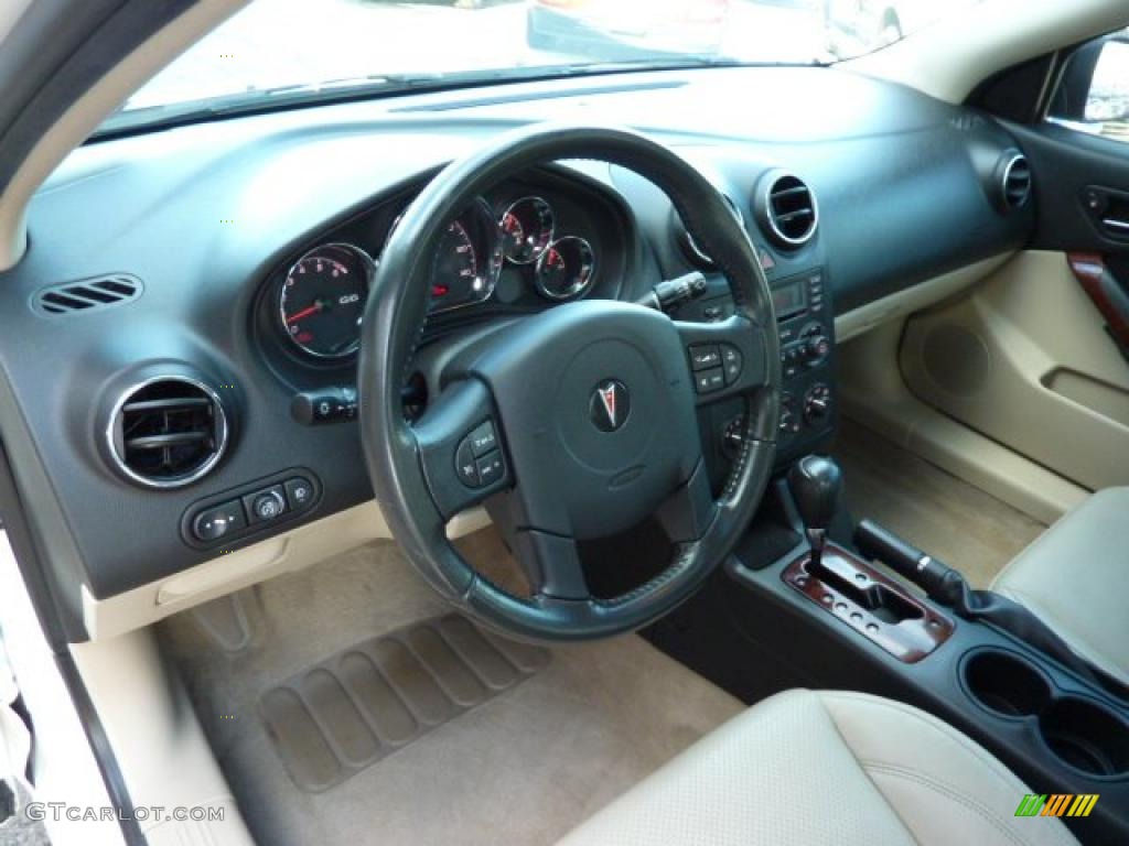 Light Taupe Interior 2005 Pontiac G6 GT Sedan Photo #40417836