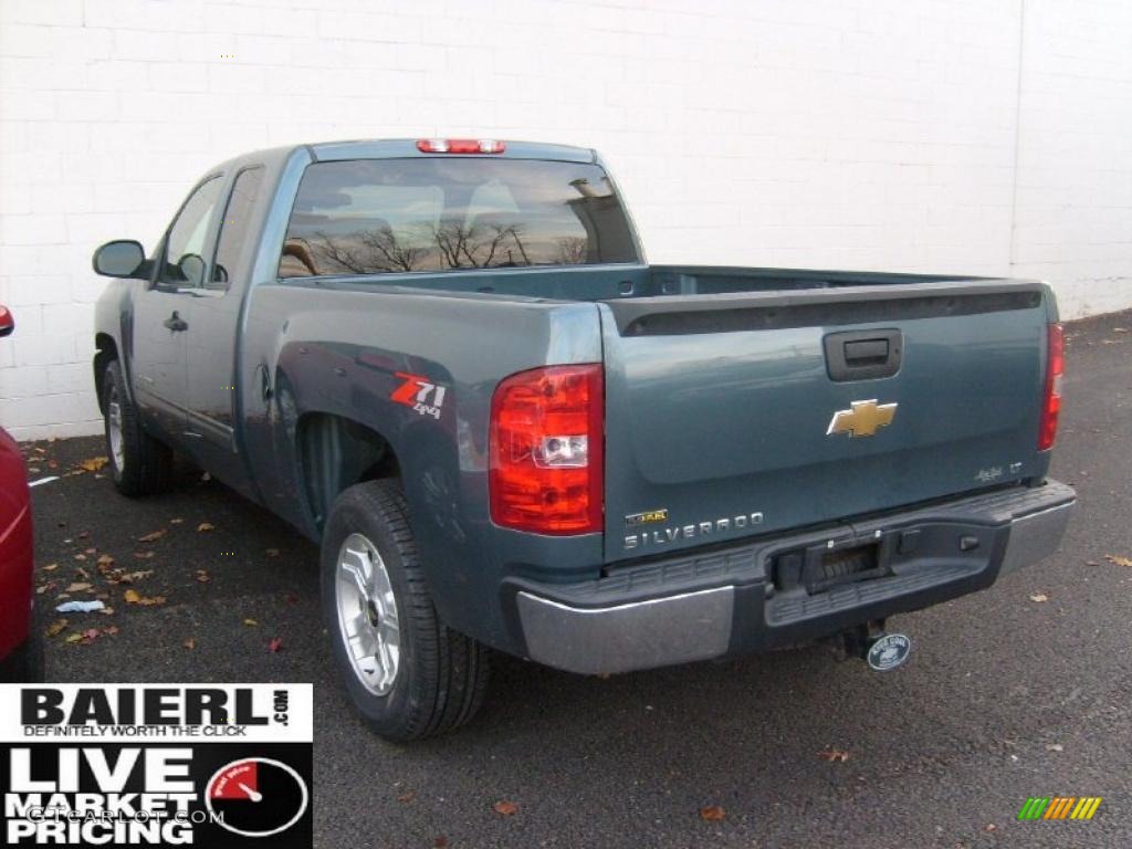 2009 Silverado 1500 LT Extended Cab 4x4 - Blue Granite Metallic / Ebony photo #3