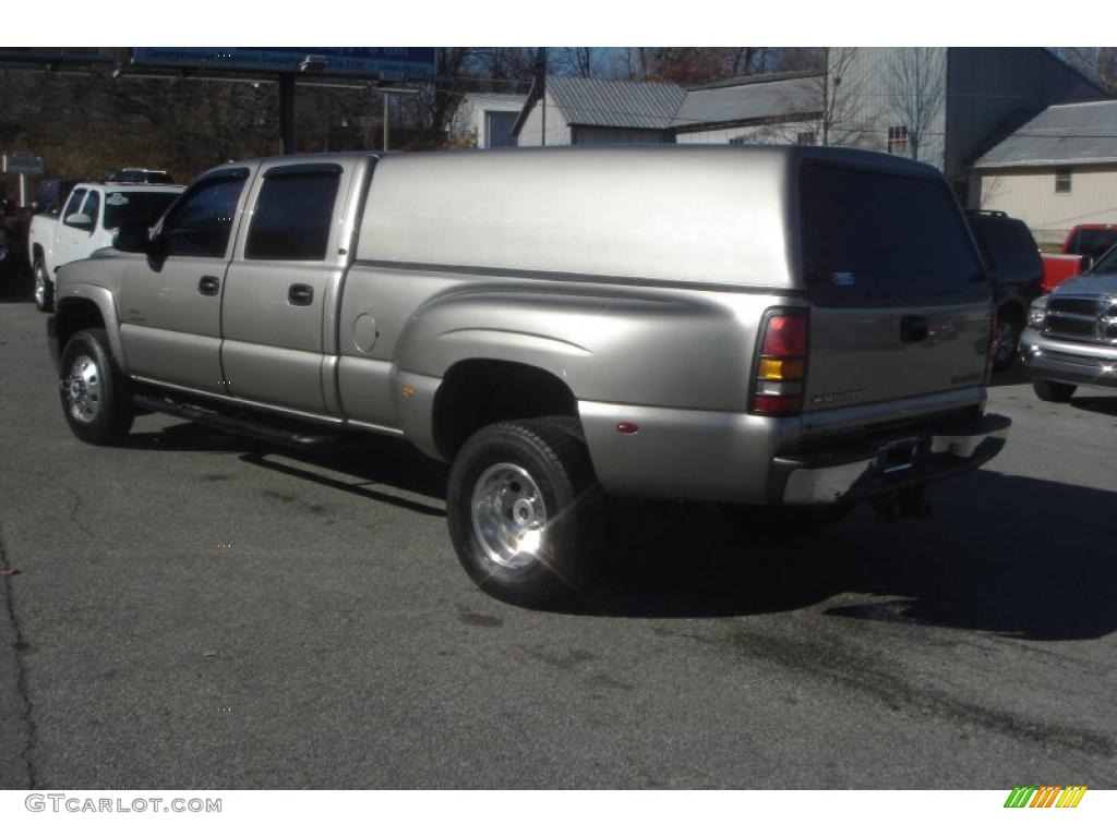 2001 Silverado 3500 LS Crew Cab 4x4 Dually - Light Pewter Metallic / Medium Gray photo #3