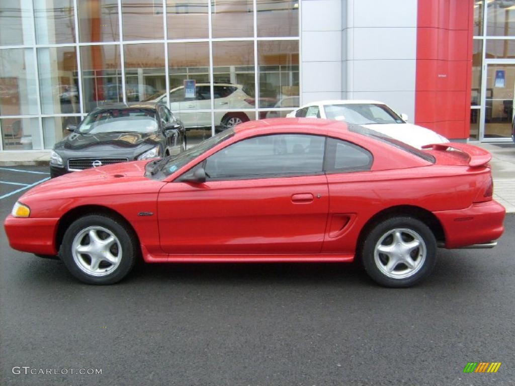 Rio Red 1996 Ford Mustang GT Coupe Exterior Photo #40422068