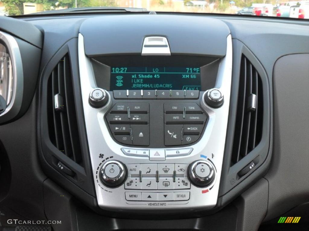 2011 Chevrolet Equinox LT Controls Photo #40426368