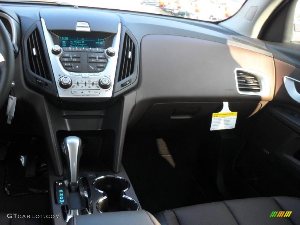 2011 Chevrolet Equinox LT Brownstone/Jet Black Dashboard Photo #40426624