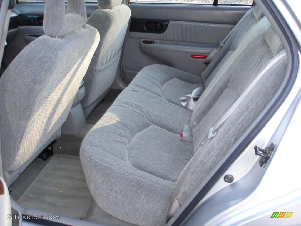 Medium Gray Interior 2003 Buick Regal LS Photo #40426820