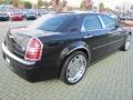 Brilliant Black - 300 C HEMI Photo No. 5