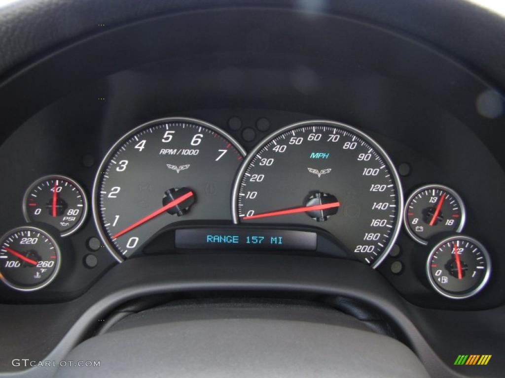 2006 Chevrolet Corvette Coupe Gauges Photo #40430540