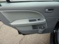 Shale Grey 2006 Ford Freestyle SE AWD Door Panel