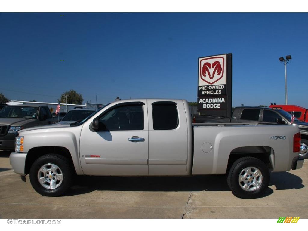 2008 Silverado 1500 LT Extended Cab 4x4 - Silver Birch Metallic / Light Titanium/Ebony Accents photo #2