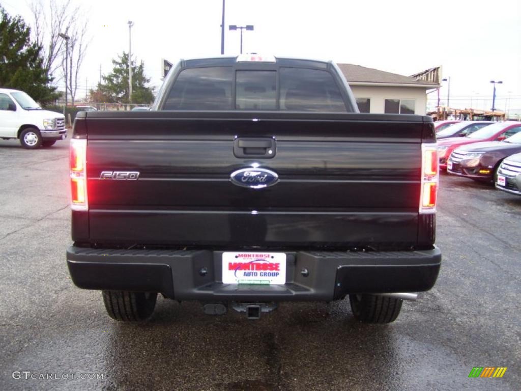 2010 F150 STX SuperCab 4x4 - Tuxedo Black / Medium Stone photo #4