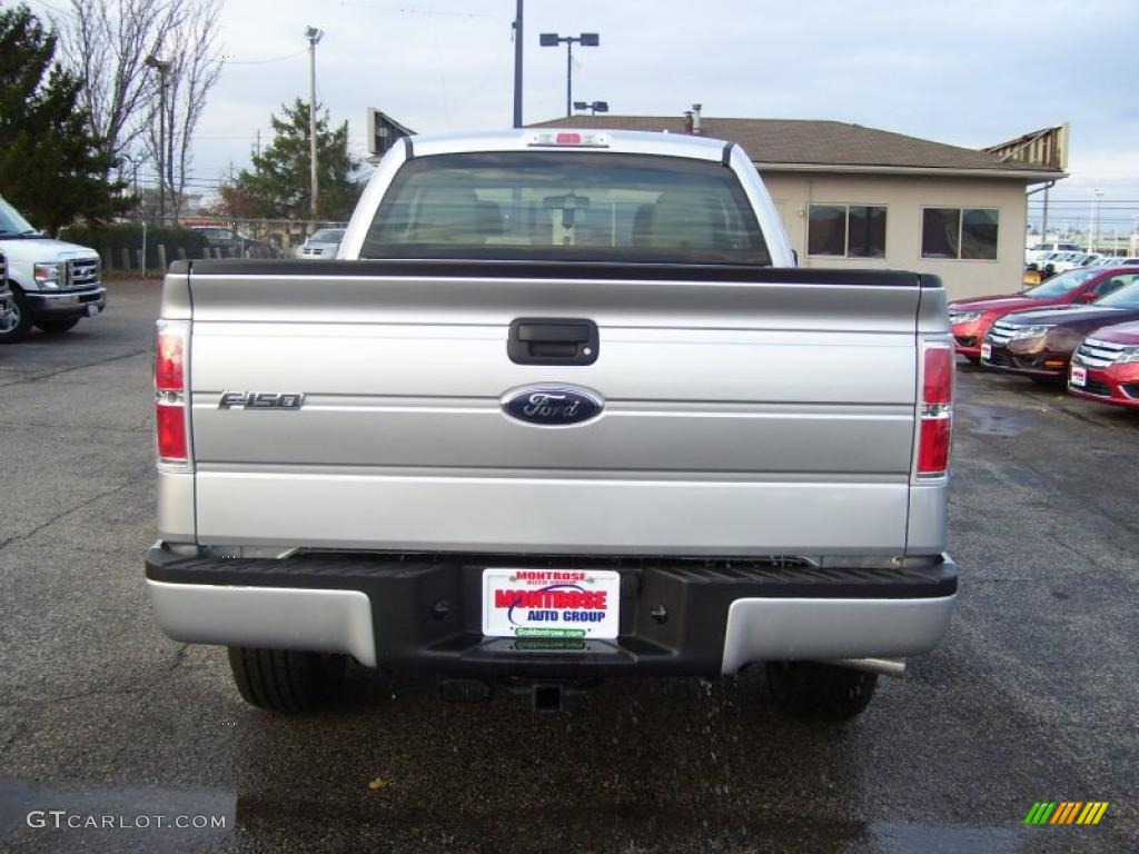 2010 F150 STX SuperCab 4x4 - Ingot Silver Metallic / Medium Stone photo #4
