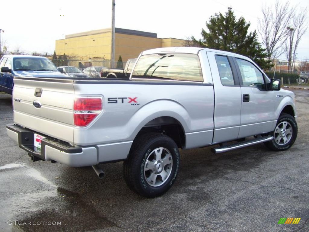 2010 F150 STX SuperCab 4x4 - Ingot Silver Metallic / Medium Stone photo #5