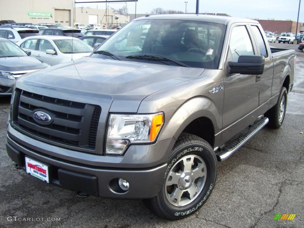 2010 F150 STX SuperCab 4x4 - Sterling Grey Metallic / Medium Stone photo #9