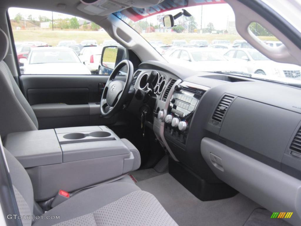 2007 Tundra SR5 TSS Double Cab - Super White / Graphite Gray photo #17