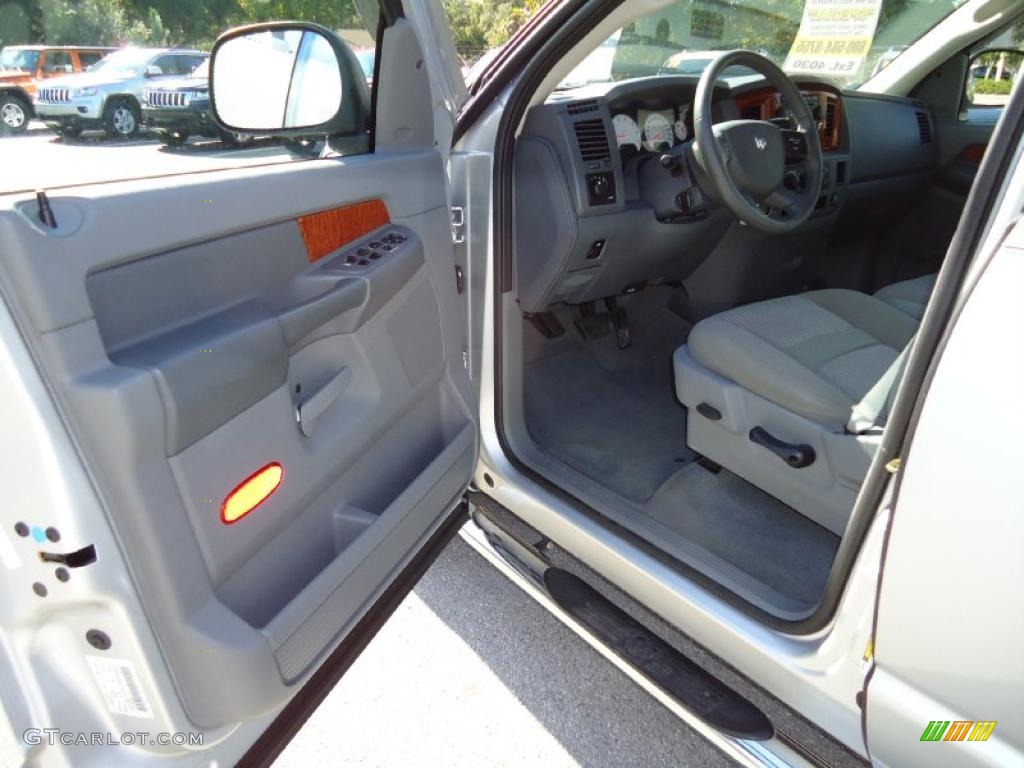 2006 Ram 1500 SLT Quad Cab - Bright Silver Metallic / Medium Slate Gray photo #4