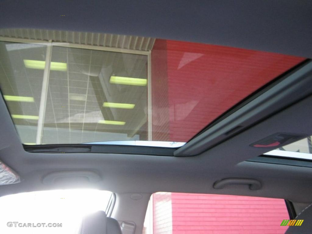2011 Kia Sorento SX V6 Sunroof Photos