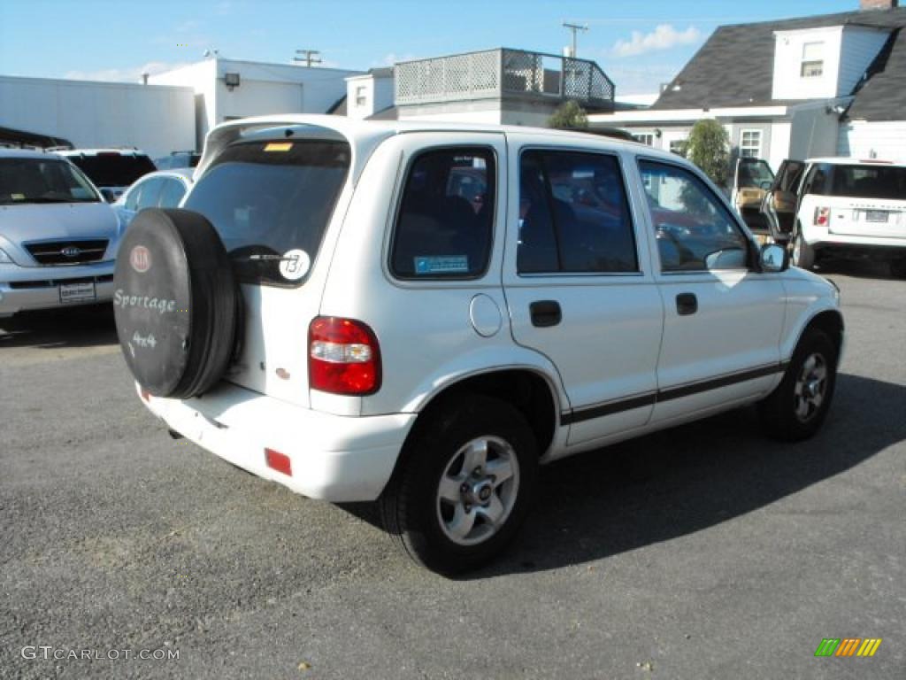 1999 Sportage 4WD - White / Brown photo #4
