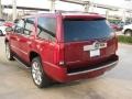 Red-E - Escalade AWD Photo No. 3