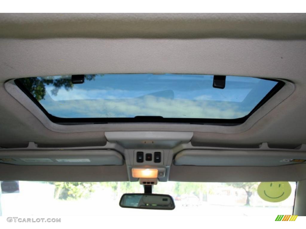2000 Land Rover Discovery II Standard Discovery II Model Sunroof Photos