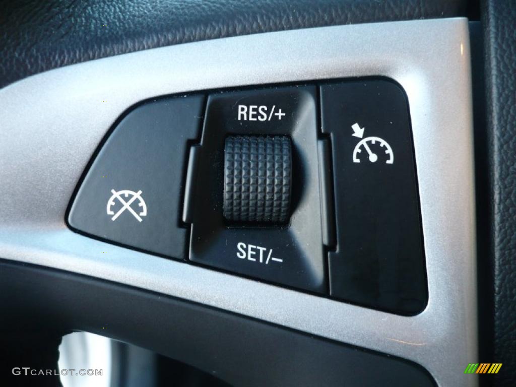 2010 Chevrolet Equinox LTZ AWD Controls Photo #40446649