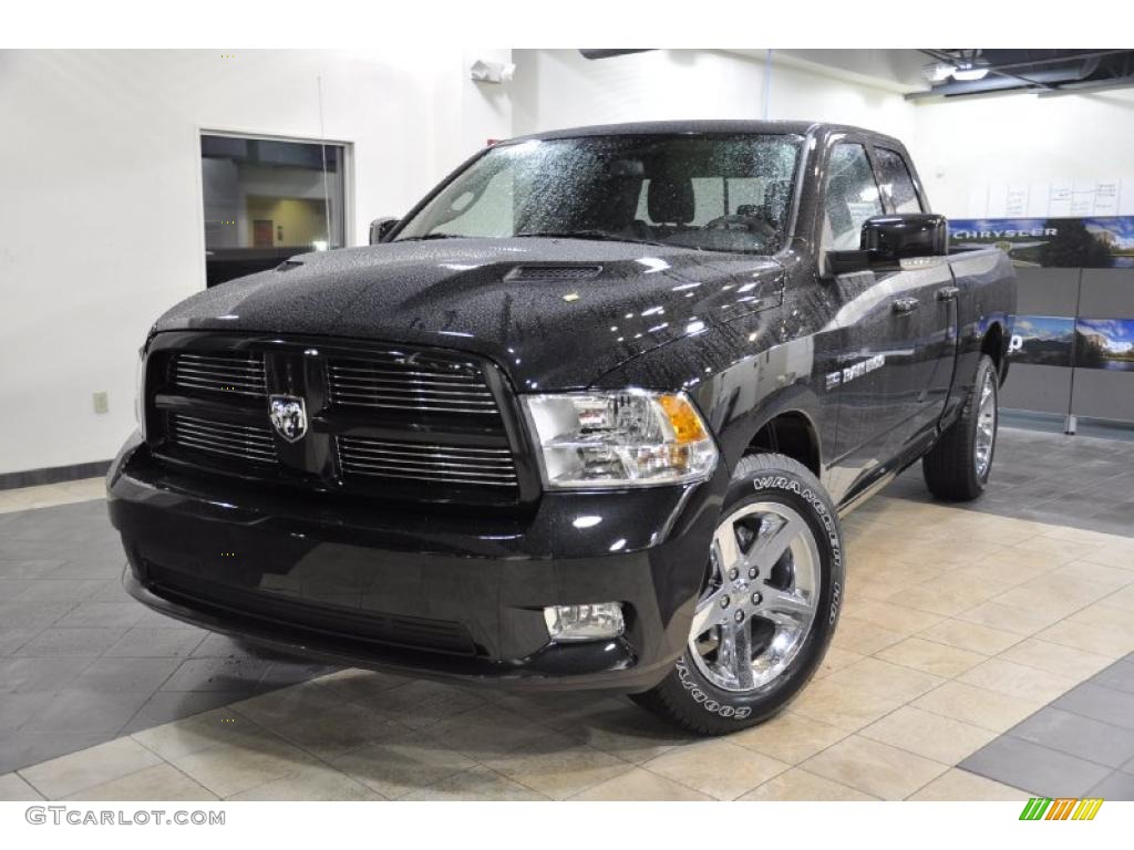 2011 Ram 1500 Sport Quad Cab - Brilliant Black Crystal Pearl / Dark Slate Gray photo #2